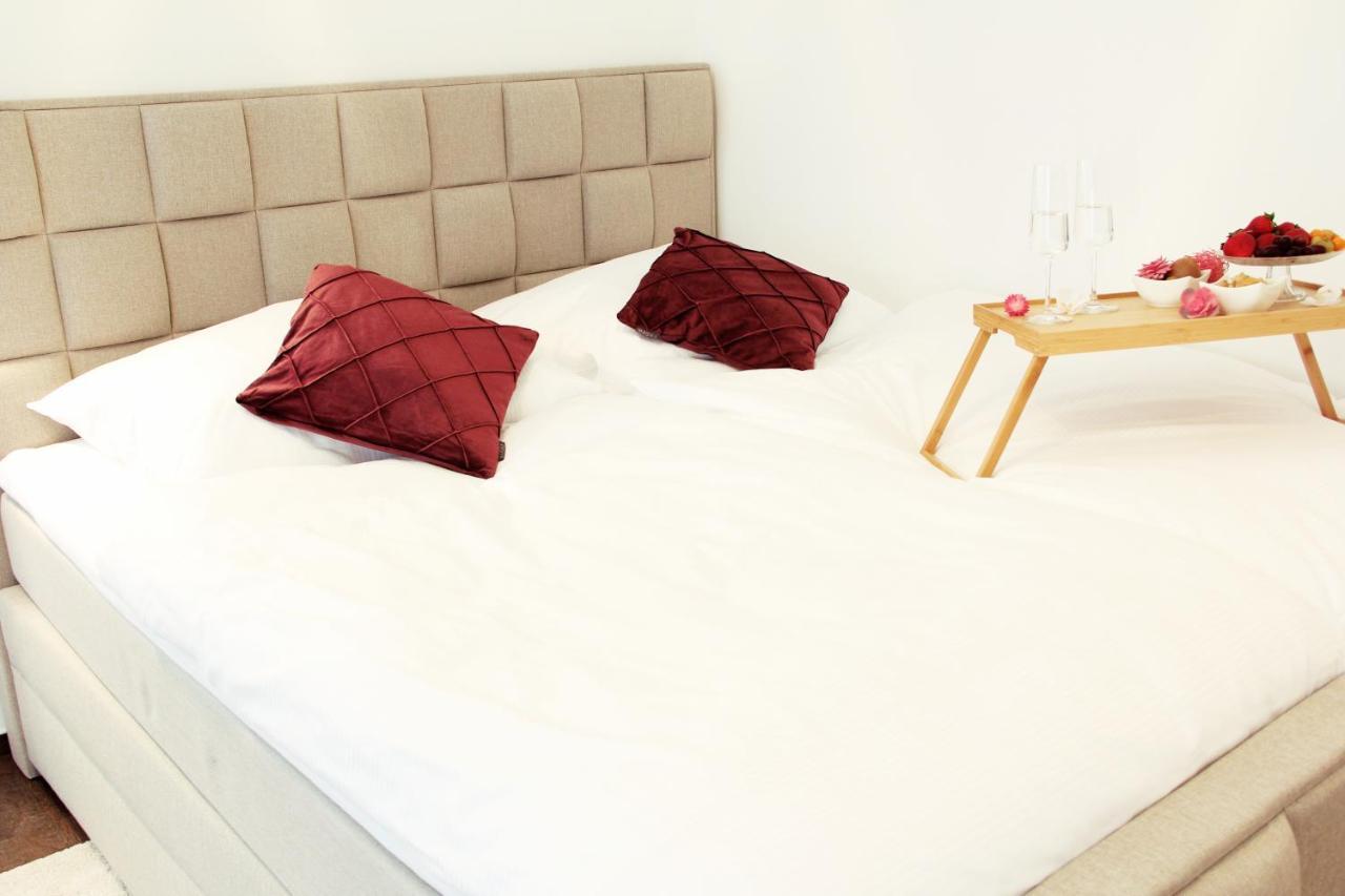 Secret Hideaways Cozystudio Superior Apartments Mit Wifi L 450M Bis Uni L Messe L Flughafen L Zoo Duisburg Eksteriør billede